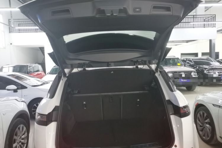 Used Land Rover Range Evoque 2020 249 PS R-DYNAMIC S Black Edition Sport Version Trunk