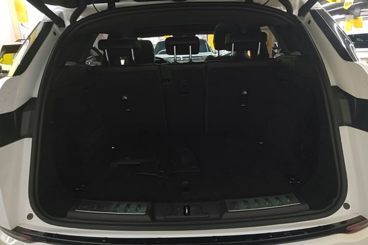 Used Land Rover Range Evoque 2020 249 PS R-DYNAMIC S Sport Edition Trunk