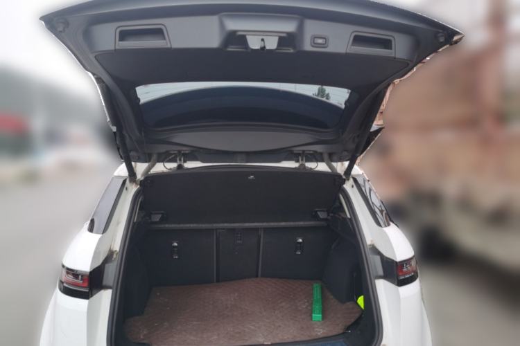 Used Land Rover Range Evoque 2020 249 PS R-DYNAMIC SE Sport Technology Edition Trunk