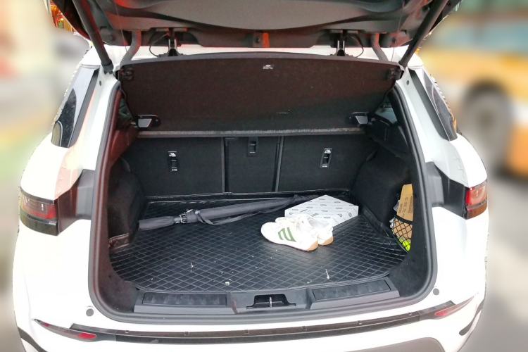 Used Land Rover Range Evoque 2020 249 PS Youth Edition Trunk