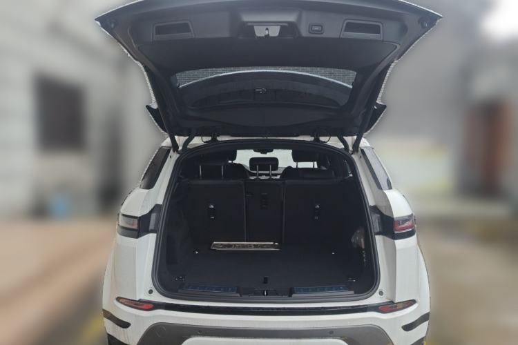 Used Land Rover Range Evoque 2020 249 PS R-DYNAMIC S Sport Edition Trunk