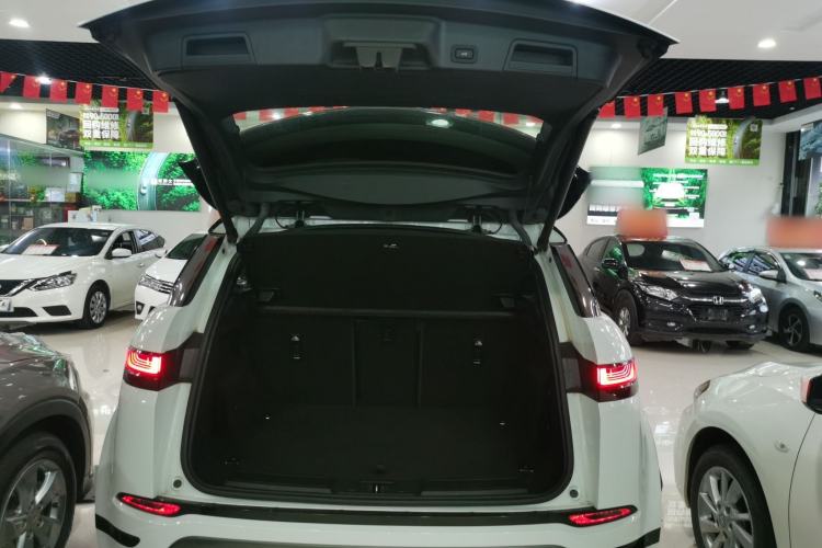 Used Land Rover Range Evoque 2020 249 PS R-DYNAMIC S Sport Edition Trunk