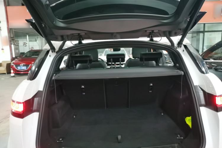 Used Land Rover Range Evoque 2020 249 PS R-DYNAMIC S Sport Edition Trunk
