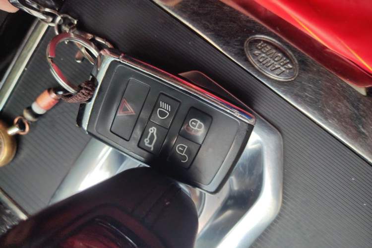 Used Land Rover Range Evoque 2020 249 PS R-DYNAMIC S Sport Edition Vehicle Key