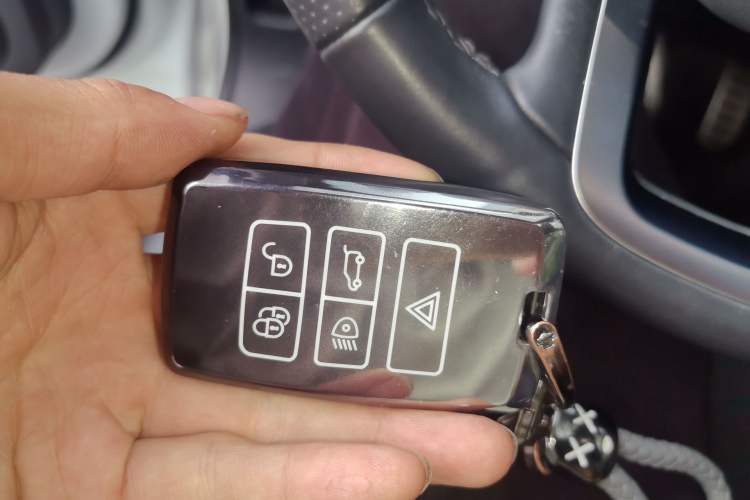 Used Land Rover Range Evoque 2020 249 PS R-DYNAMIC S Sport Edition Vehicle Key