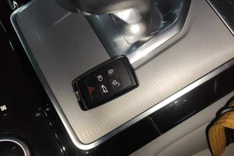 Used Land Rover Range Evoque 2020 249 PS Youth Edition Vehicle Key