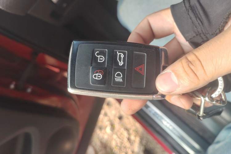 Used Land Rover Range Evoque 2020 249 PS R-DYNAMIC S Black Edition Sport Version Vehicle Key