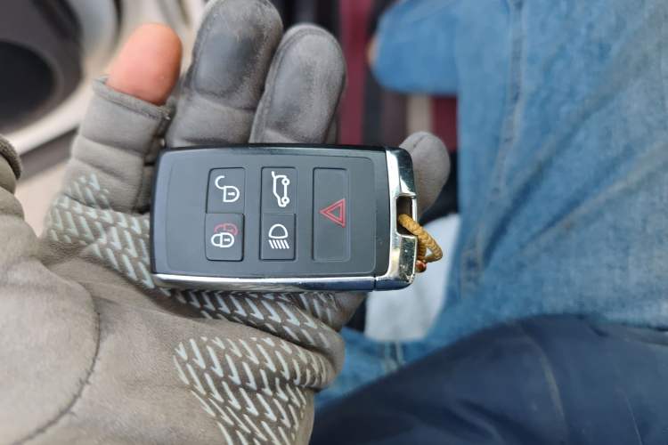 Used Land Rover Range Evoque 2020 249 PS R-DYNAMIC S Sport Edition Vehicle Key