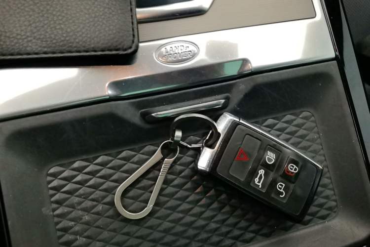 Used Land Rover Range Evoque 2020 249 PS Youth Edition Vehicle Key