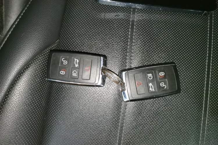 Used Land Rover Range Evoque 2020 249 PS R-DYNAMIC S Sport Edition Vehicle Key