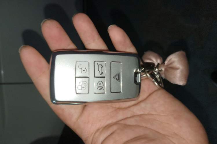 Used Land Rover Range Evoque 2020 249 PS Youth Edition Vehicle Key