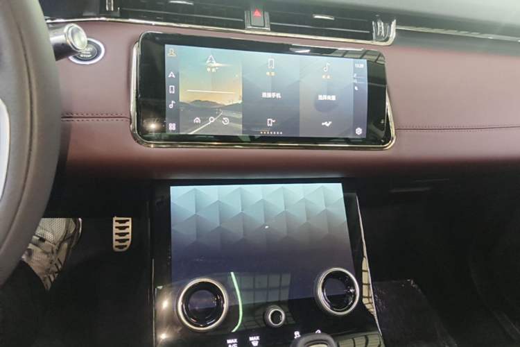 Used Land Rover Range Evoque 2021 Range Rover Velar L 249PS R-Dynamic First Edition Audio And AC Panel