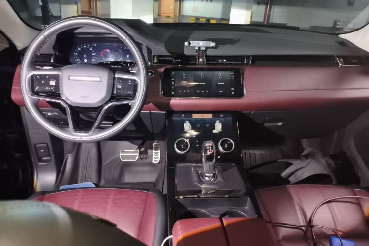 Used Land Rover Range Evoque 2021 Range Rover Velar L 249PS R-Dynamic First Edition Center Console