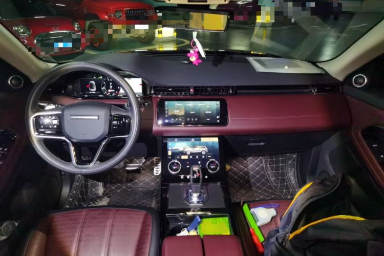 Used Land Rover Range Evoque 2021 Range Rover Velar L 249PS R-Dynamic First Edition Center Console