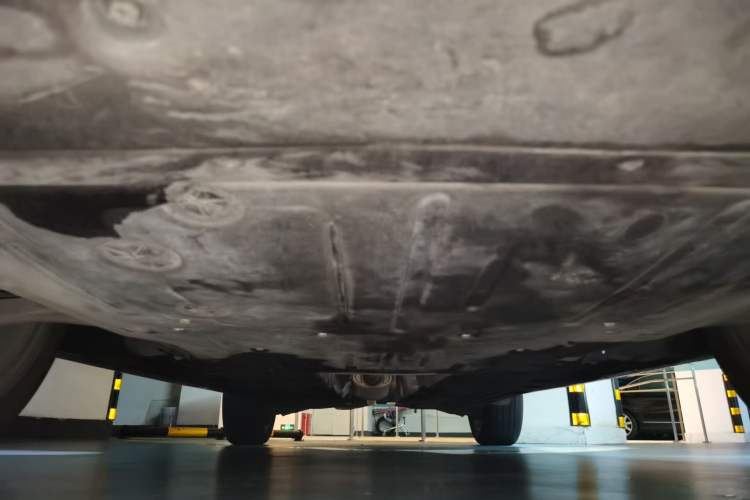 Used Land Rover Range Evoque 2021 Range Rover Velar L 249PS R-Dynamic First Edition Chassis Front