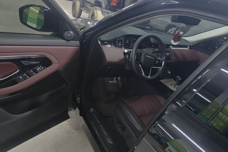 Used Land Rover Range Evoque 2021 Range Rover L 249 PS R-Dynamic SE Luxury Edition Driver Seat