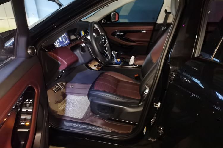 Used Land Rover Range Evoque 2021 Range Rover Velar L 249PS R-Dynamic First Edition Driver Seat