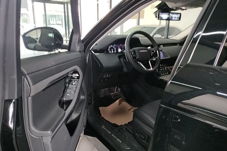 Used Land Rover Range Evoque 2021 Range Rover Velar 249 PS R-Dynamic HSE Luxury Edition Driver Seat