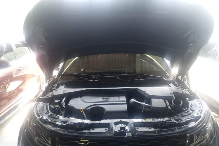 Used Land Rover Range Evoque 2021 Range Rover Velar 249 PS R-Dynamic HSE Luxury Edition Engine Bay