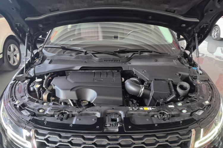 Used Land Rover Range Evoque 2021 Range Rover Velar L 249PS R-Dynamic First Edition Engine Bay