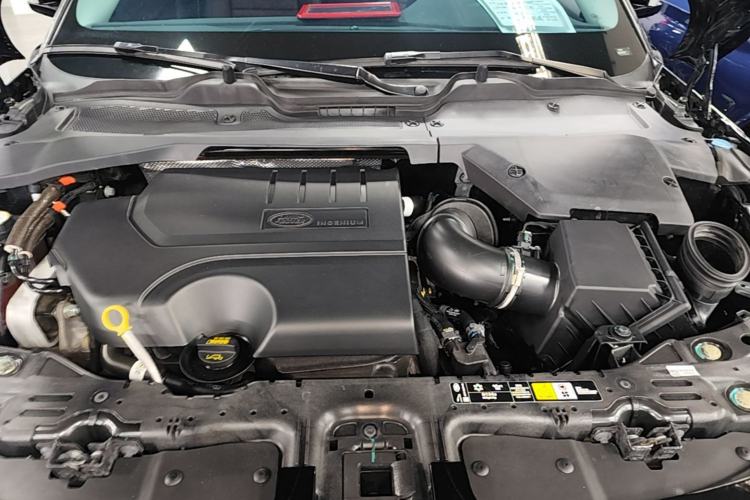 Used Land Rover Range Evoque 2021 Range Rover Velar 249 PS R-Dynamic HSE Luxury Edition Engine Bay