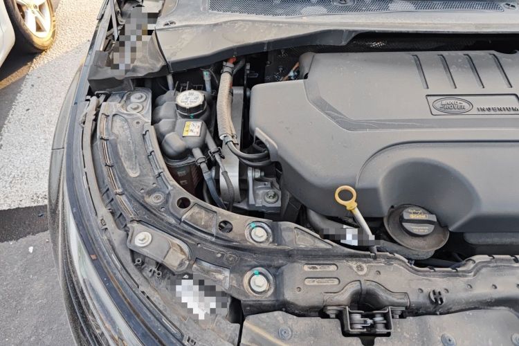 Used Land Rover Range Evoque 2021 Range Rover Velar L 249PS R-Dynamic First Edition Engine Bay Right