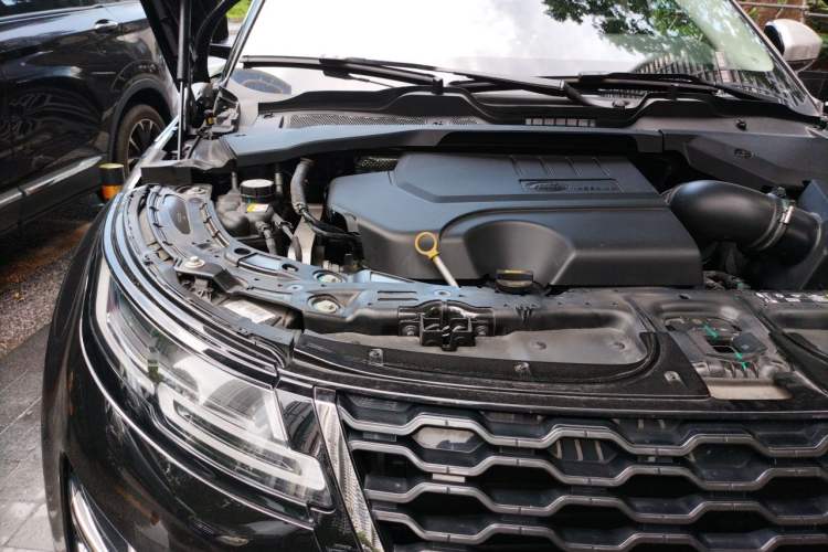 Used Land Rover Range Evoque 2021 Range Rover Velar L 249PS R-Dynamic First Edition Engine Bay Right