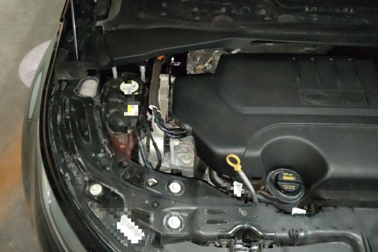 Used Land Rover Range Evoque 2021 Range Rover Velar L 249PS R-Dynamic First Edition Engine Bay Right