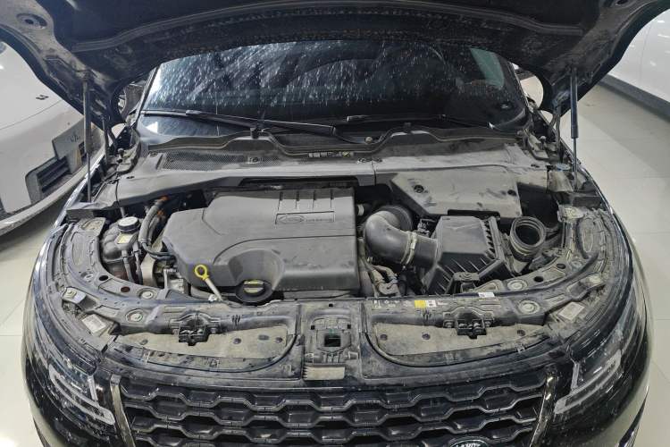 Used Land Rover Range Evoque 2021 Range Rover Velar L 249PS R-Dynamic First Edition Engine Bay