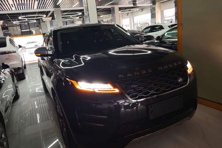 Used Land Rover Range Evoque 2021 Range Rover Velar L 249PS R-Dynamic First Edition Front Right 45 Deg