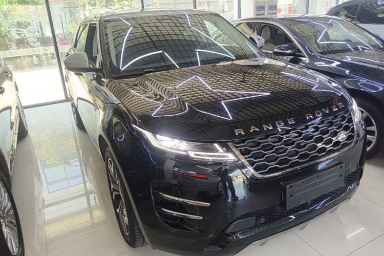 Used Land Rover Range Evoque 2021 Range Rover Velar L 249PS R-Dynamic First Edition Front Right 45 Deg