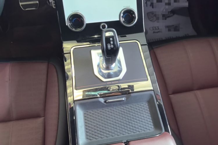 Used Land Rover Range Evoque 2021 Range Rover Velar L 249PS R-Dynamic First Edition Gear Lever