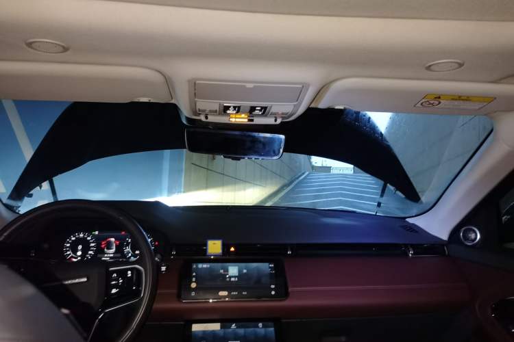 Used Land Rover Range Evoque 2021 Range Rover Velar L 249PS R-Dynamic First Edition Headliner