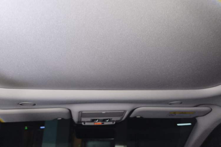 Used Land Rover Range Evoque 2021 Range Rover Velar L 249PS R-Dynamic First Edition Headliner