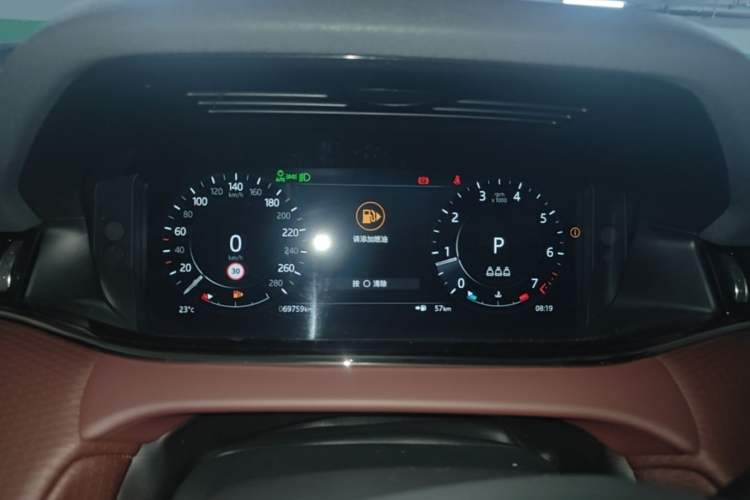 Used Land Rover Range Evoque 2021 Range Rover L 249 PS R-Dynamic SE Luxury Edition Instrument Cluster
