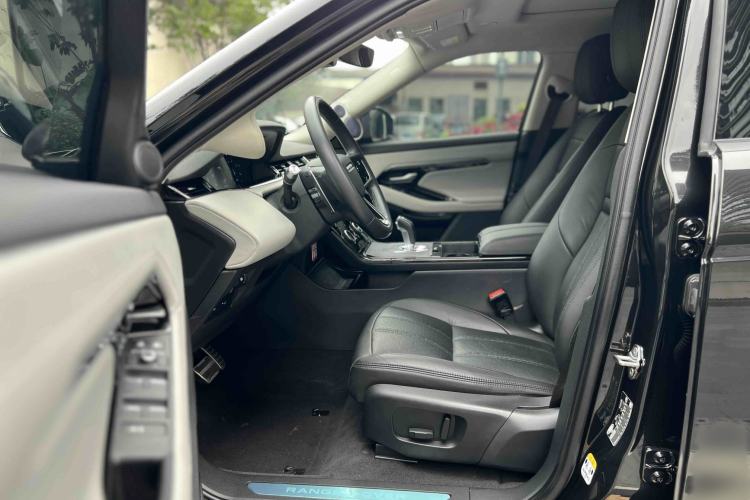 Used Land Rover Range Evoque 2021 Range Rover Velar 249 PS R-Dynamic S Performance Edition Interior 5