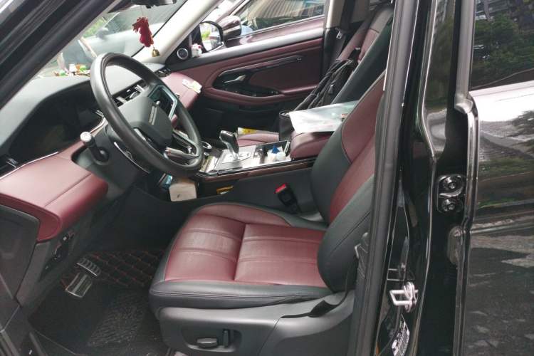 Used Land Rover Range Evoque 2021 Range Rover Velar L 249PS R-Dynamic First Edition Left Front Seat