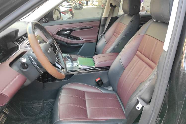 Used Land Rover Range Evoque 2021 Range Rover Velar L 249PS R-Dynamic First Edition Left Front Seat