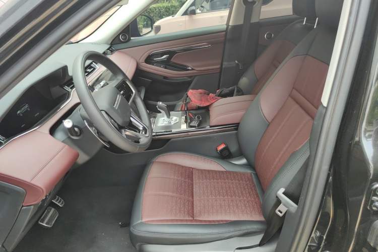 Used Land Rover Range Evoque 2021 Range Rover Velar 249 PS R-Dynamic S Performance Edition Left Front Seat