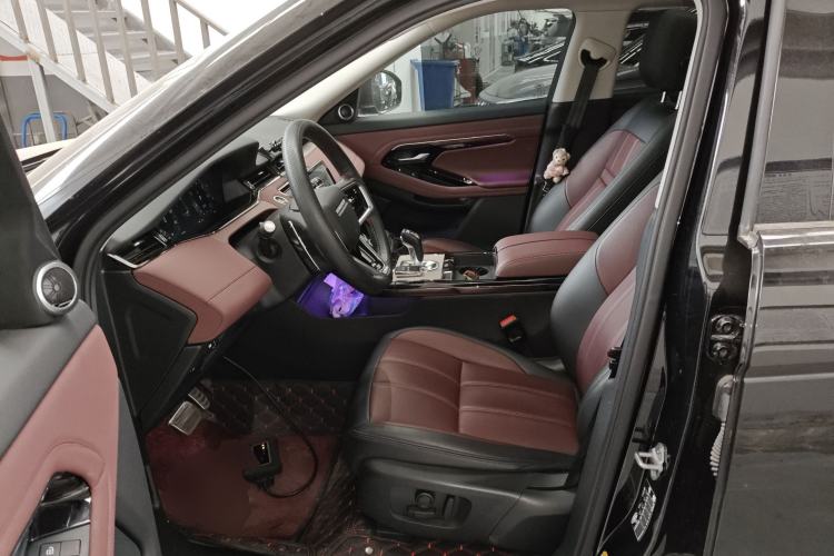 Used Land Rover Range Evoque 2021 Range Rover Velar 249 PS R-Dynamic S Performance Edition Left Front Seat