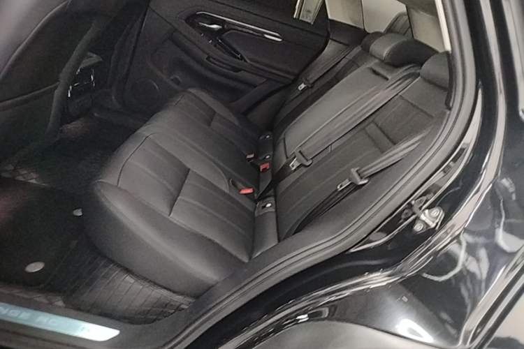 Used Land Rover Range Evoque 2021 Range Rover Velar 249 PS R-Dynamic HSE Luxury Edition Left Rear Seat