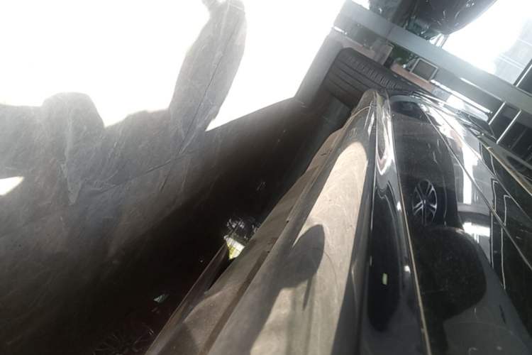 Used Land Rover Range Evoque 2021 Range Rover Velar 249 PS R-Dynamic HSE Luxury Edition Left Side Sill