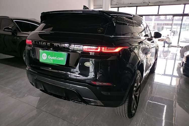 Used Land Rover Range Evoque 2021 Range Rover Velar 249 PS R-Dynamic HSE Luxury Edition Rear Right 45 Deg
