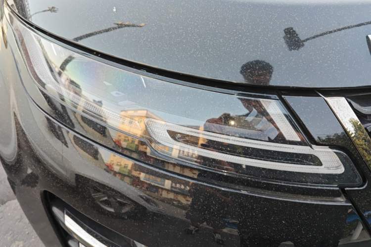 Used Land Rover Range Evoque 2021 Range Rover Velar L 249PS R-Dynamic First Edition Right Front Headlight
