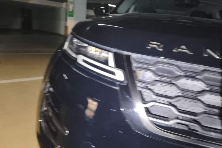 Used Land Rover Range Evoque 2021 Range Rover Velar L 249PS R-Dynamic First Edition Right Front Headlight
