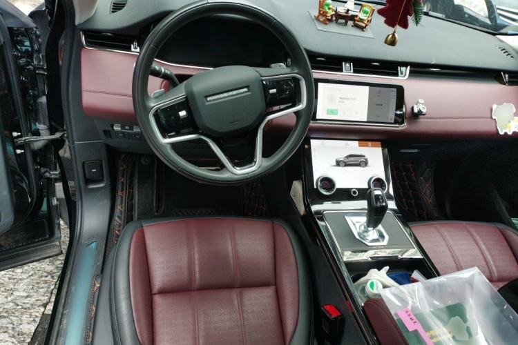 Used Land Rover Range Evoque 2021 Range Rover Velar L 249PS R-Dynamic First Edition Steering Wheel