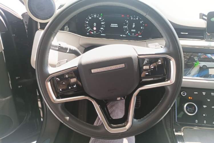 Used Land Rover Range Evoque 2021 Range Rover Velar 249 PS R-Dynamic S Performance Edition Steering Wheel
