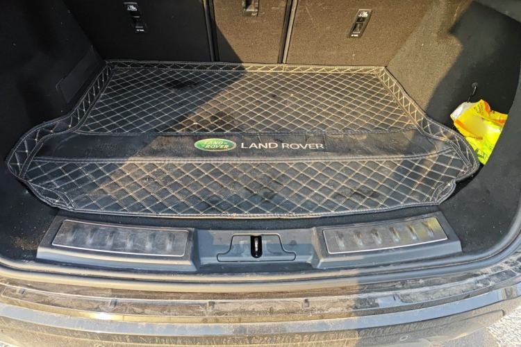 Used Land Rover Range Evoque 2021 Range Rover Velar L 249PS R-Dynamic First Edition Trunk