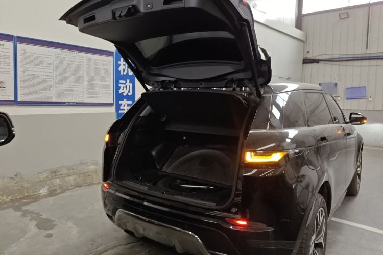 Used Land Rover Range Evoque 2021 Range Rover Velar 249 PS R-Dynamic S Performance Edition Trunk