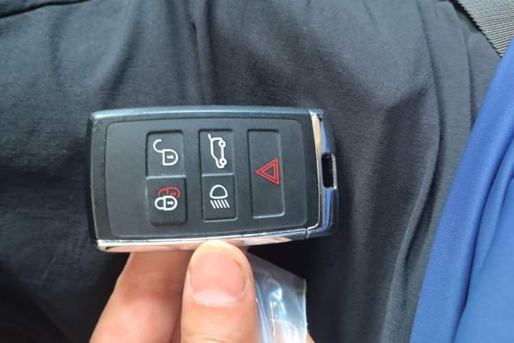 Used Land Rover Range Evoque 2021 Range Rover Velar L 249PS R-Dynamic First Edition Vehicle Key